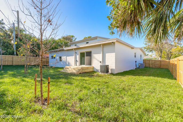 82 Ray Mar Drive, Ormond Beach, FL 32176