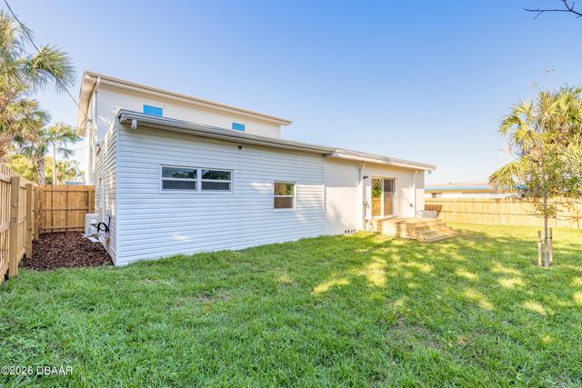 82 Ray Mar Drive, Ormond Beach, FL 32176