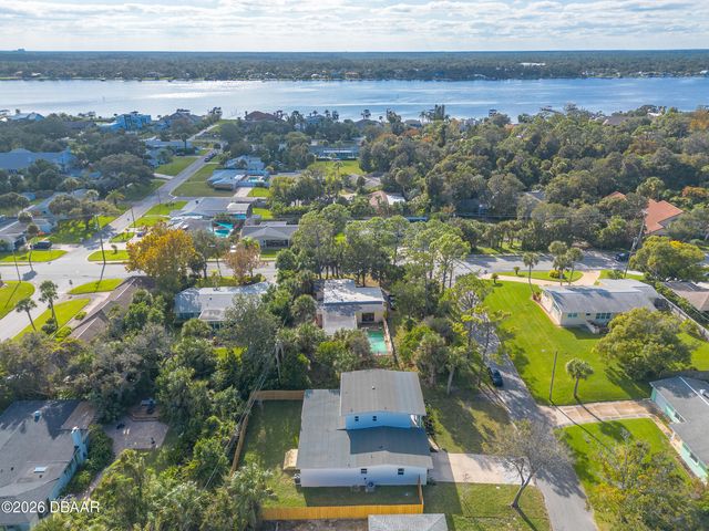 82 Ray Mar Drive, Ormond Beach, FL 32176