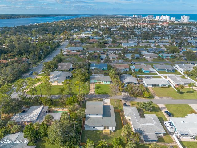 82 Ray Mar Drive, Ormond Beach, FL 32176