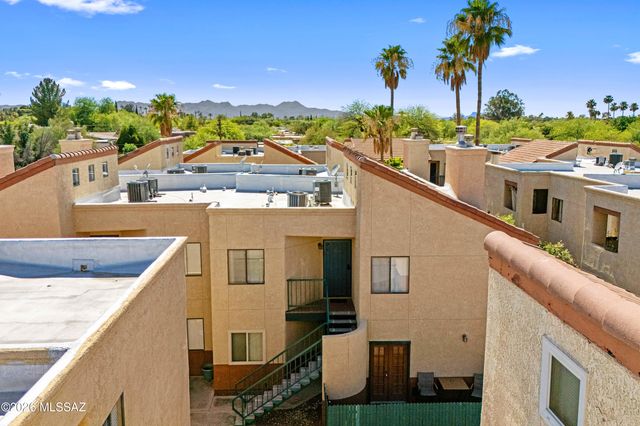 3690 N Country Club Rd Apt 1006, Tucson, AZ 85716