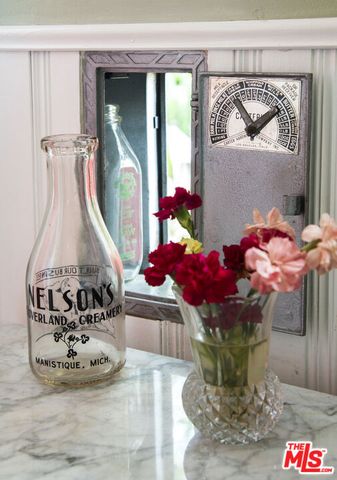 2882 Belden Drive, Los Angeles, CA 90068