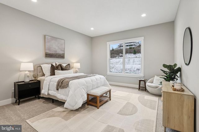 1373 KIRKLAND AVE, West Chester, PA 19380