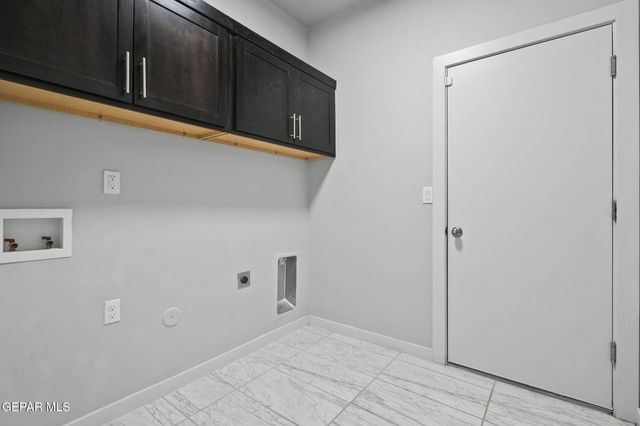 12622 AMESBURY, El Paso, TX 79928