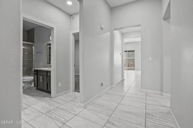 12622 AMESBURY, El Paso, TX 79928