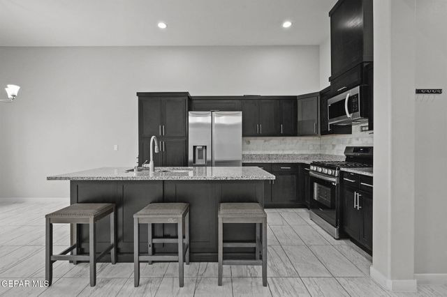 12622 AMESBURY, El Paso, TX 79928