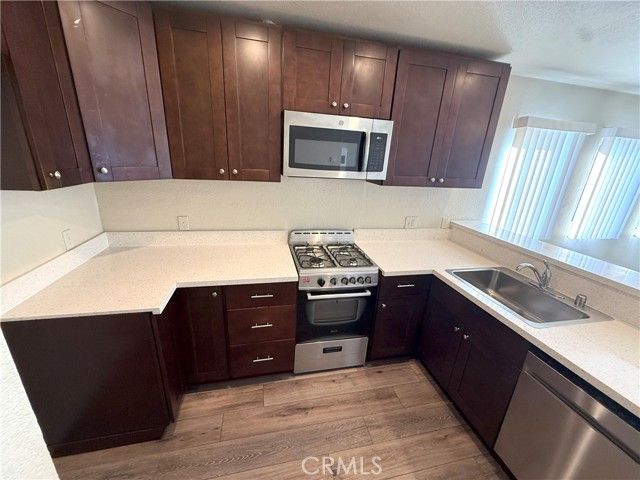 4307 W 142nd Street 12, Hawthorne, CA 90250