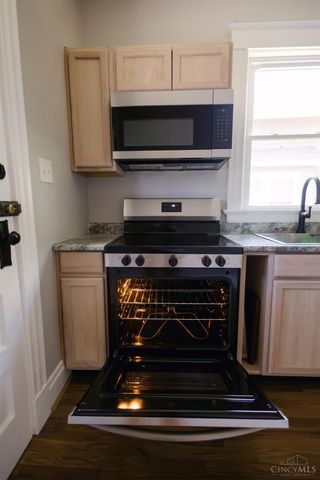 679 Elliott Avenue, Arlington Heights, OH 45215