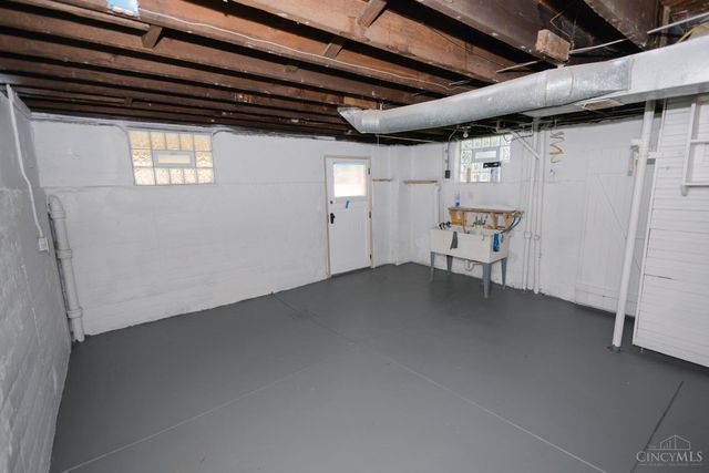 679 Elliott Avenue, Arlington Heights, OH 45215