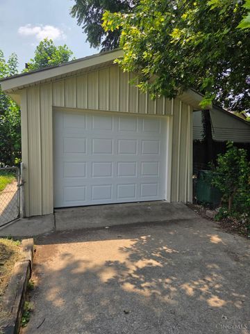 679 Elliott Avenue, Arlington Heights, OH 45215