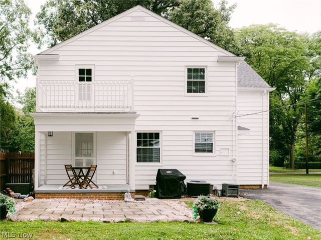 19406 Scottsdale Boulevard, Shaker Heights, OH 44122