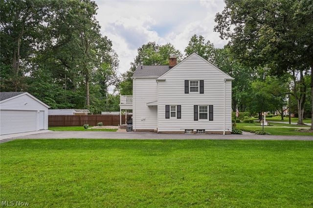 19406 Scottsdale Boulevard, Shaker Heights, OH 44122