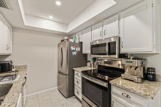 2146 W ISABELLA Avenue 122, Mesa, AZ 85202