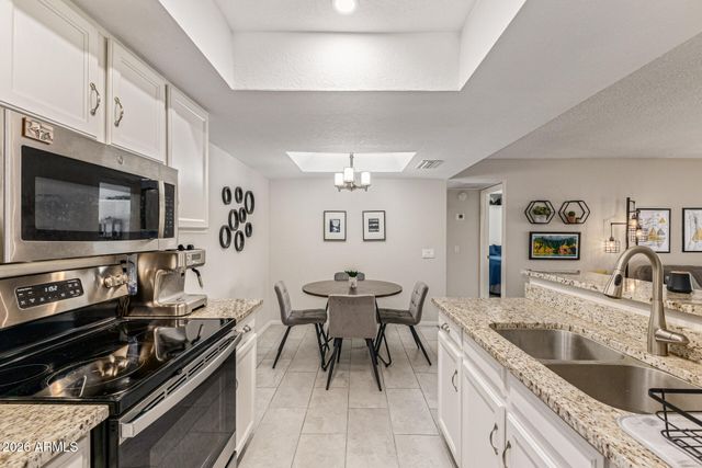 2146 W ISABELLA Avenue 122, Mesa, AZ 85202