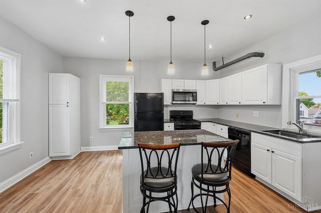 3559 Vista Avenue, Cincinnati, OH 45208
