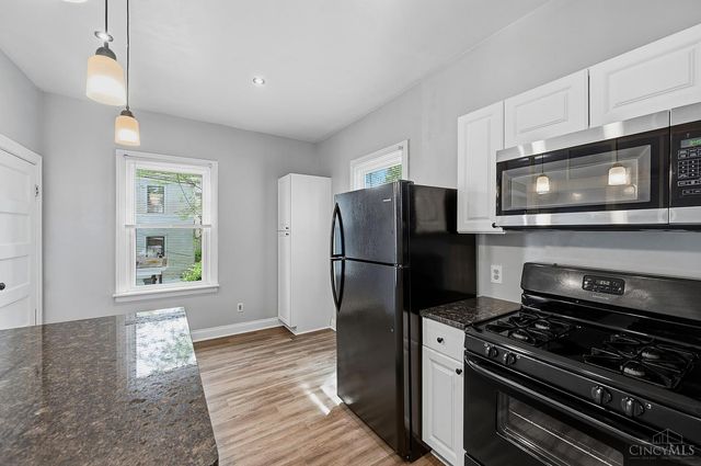 3559 Vista Avenue, Cincinnati, OH 45208