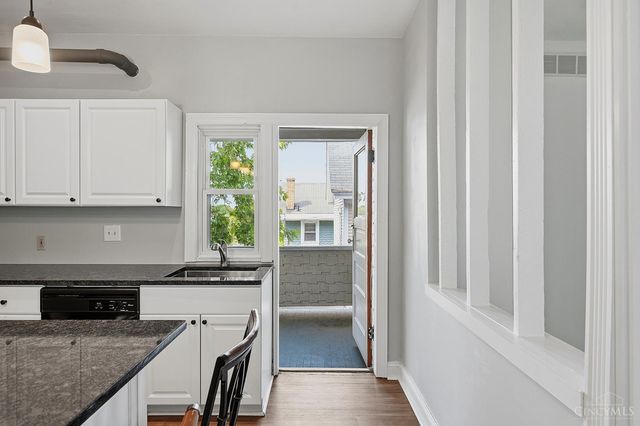 3559 Vista Avenue, Cincinnati, OH 45208