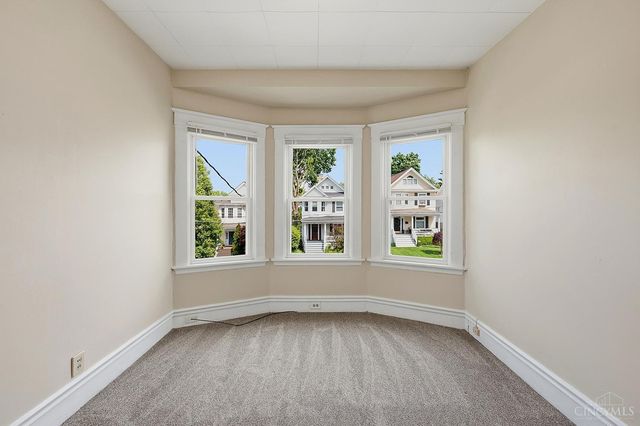 3559 Vista Avenue, Cincinnati, OH 45208