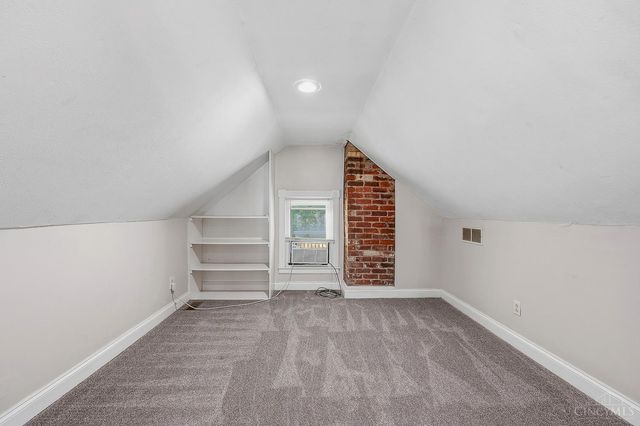 3559 Vista Avenue, Cincinnati, OH 45208