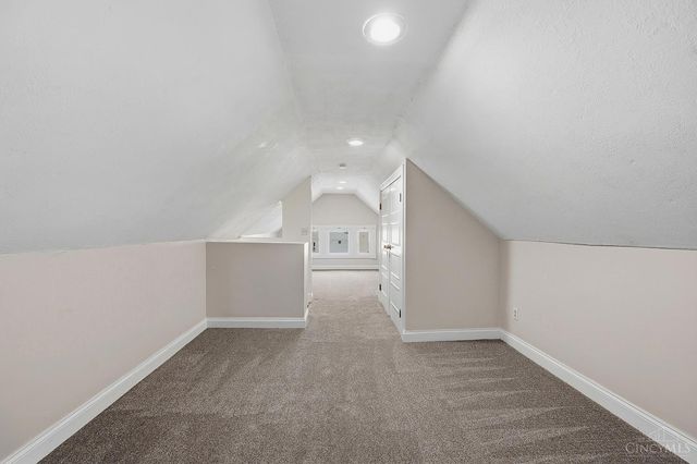 3559 Vista Avenue, Cincinnati, OH 45208