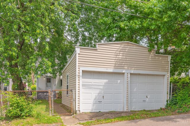 3559 Vista Avenue, Cincinnati, OH 45208