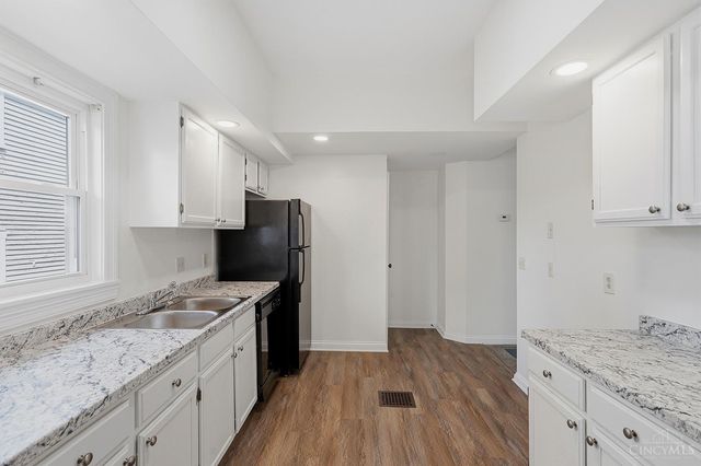3559 Vista Avenue, Cincinnati, OH 45208