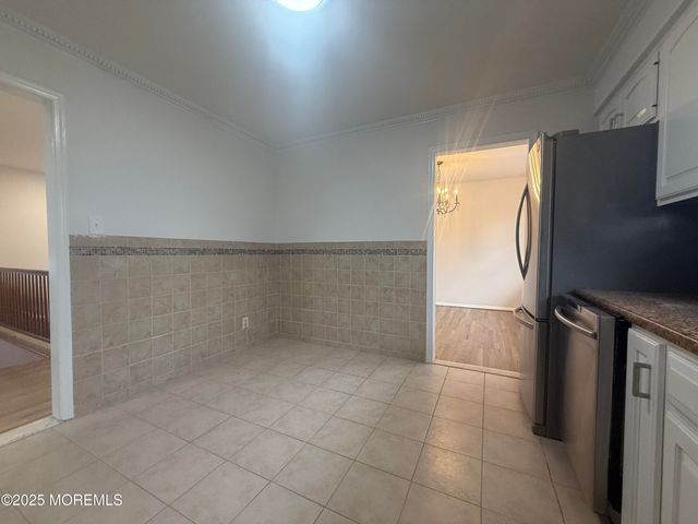 117 Greymoor Road, Howell, NJ 07731