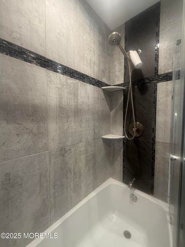 117 Greymoor Road, Howell, NJ 07731