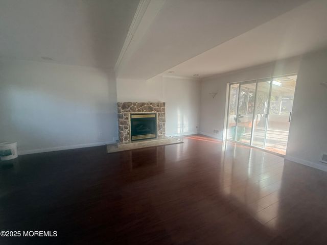 117 Greymoor Road, Howell, NJ 07731