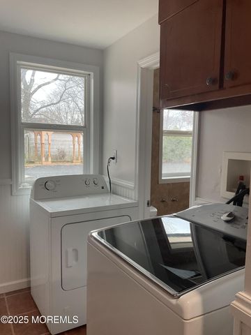 117 Greymoor Road, Howell, NJ 07731