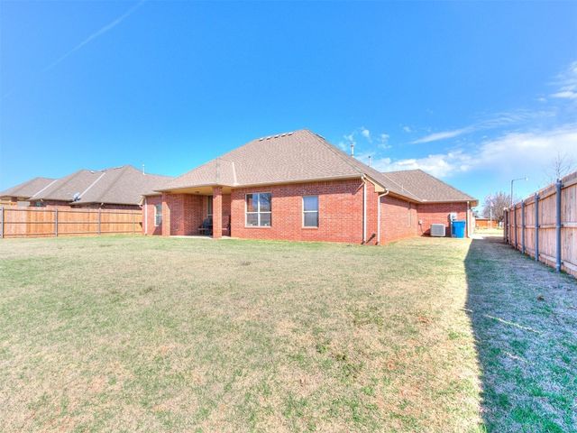 1468 NW 17th Street, Newcastle, OK 73065
