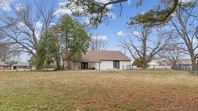 18700 E 94th Street, Broken Arrow, OK 74012