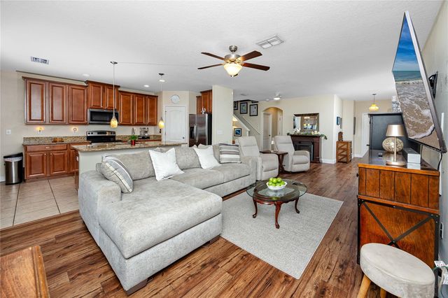 2753 HAMPTON GREEN LANE, Brandon, FL 33511