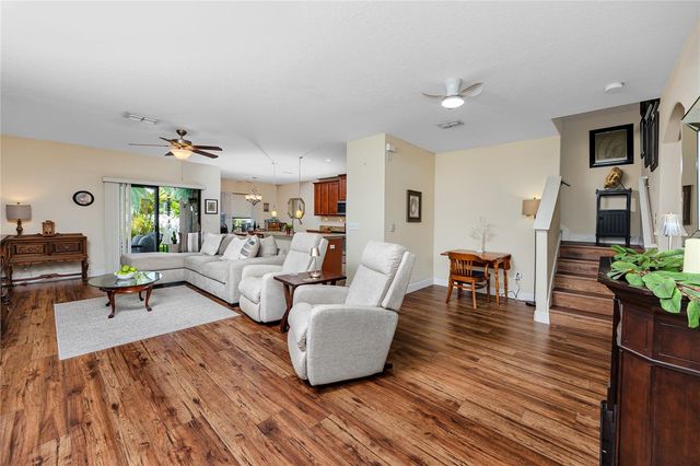 2753 HAMPTON GREEN LANE, Brandon, FL 33511