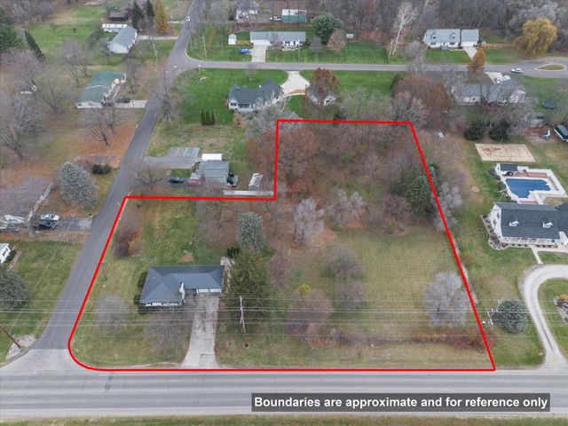 27644 E Fawn River Road, Sturgis Twp, MI 49091