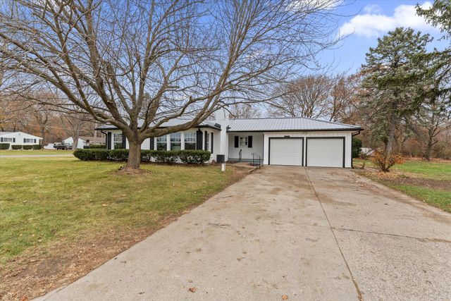 27644 E Fawn River Road, Sturgis Twp, MI 49091