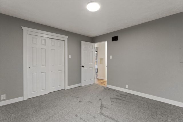 27644 E Fawn River Road, Sturgis Twp, MI 49091