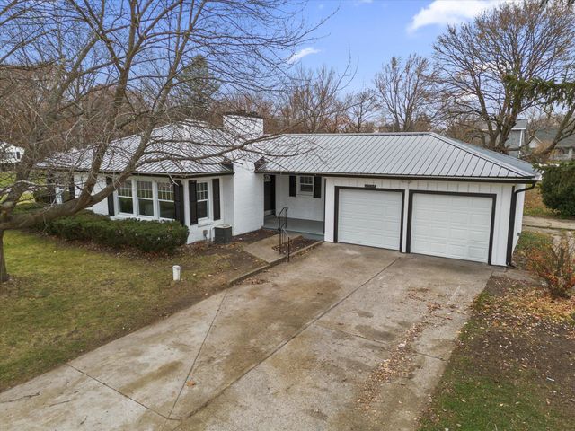 27644 E Fawn River Road, Sturgis Twp, MI 49091