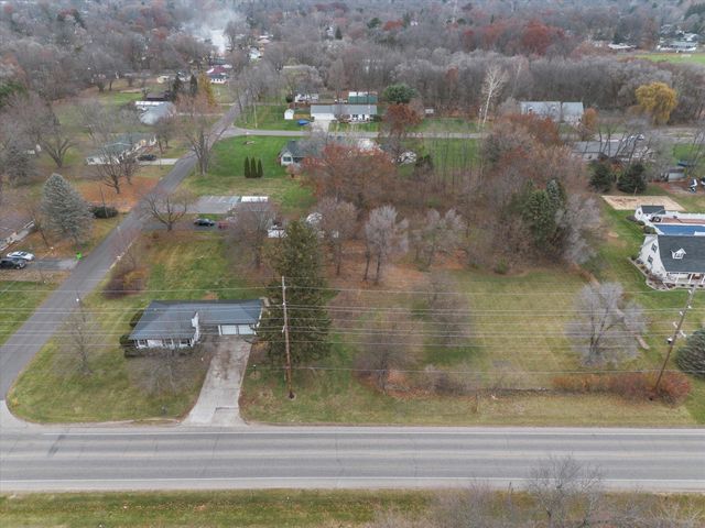 27644 E Fawn River Road, Sturgis Twp, MI 49091