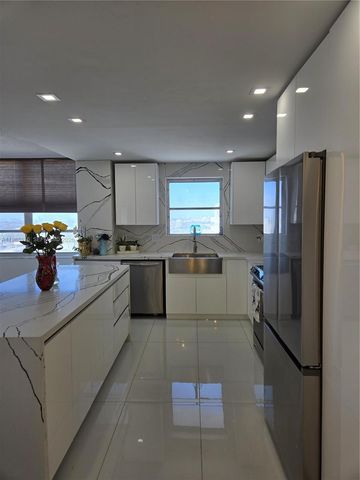 2750 NE 183rd Street 2205 T, Aventura, FL 33160