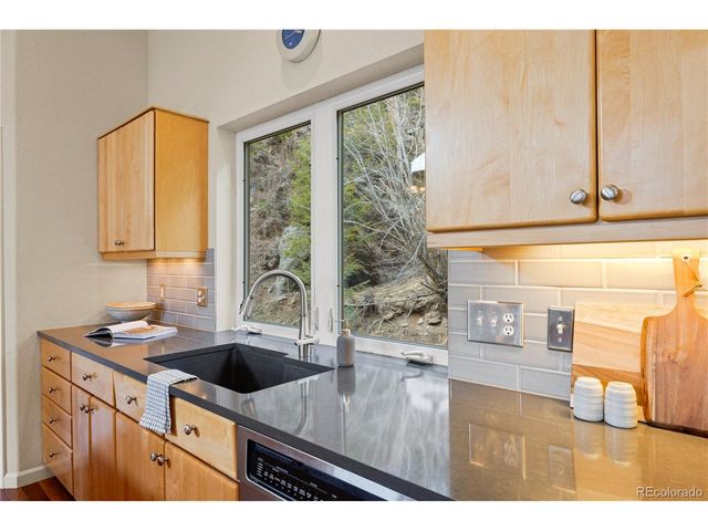 385 Snyder Mountain Rd, Evergreen, CO 80439