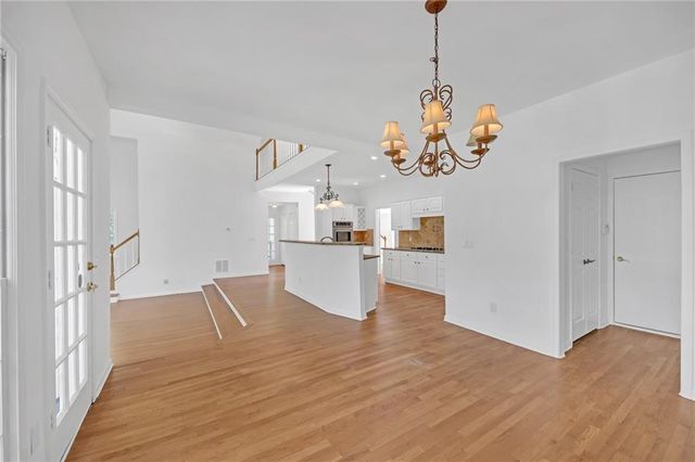 11895 Leeward Walk Circle, Alpharetta, GA 30005