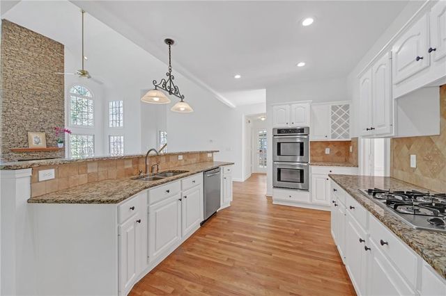 11895 Leeward Walk Circle, Alpharetta, GA 30005