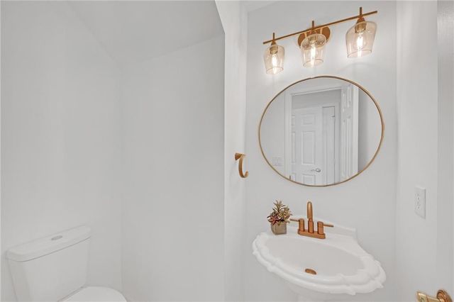 11895 Leeward Walk Circle, Alpharetta, GA 30005