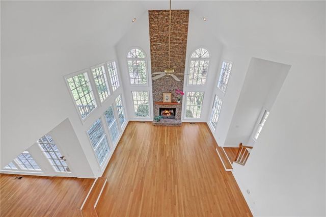 11895 Leeward Walk Circle, Alpharetta, GA 30005