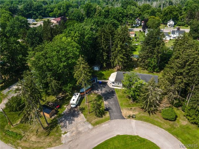 2964 Rosemarie Circle, Newfane, NY 14108