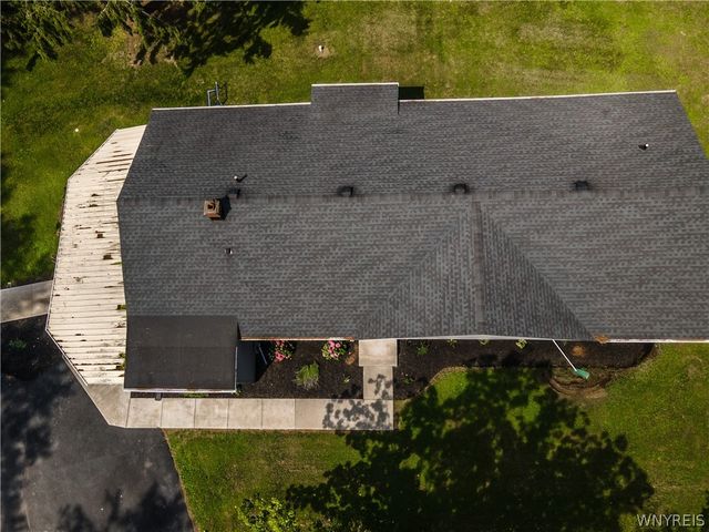 2964 Rosemarie Circle, Newfane, NY 14108