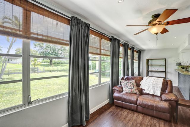 5072 SW 88th Terrace, Cooper City, FL 33328