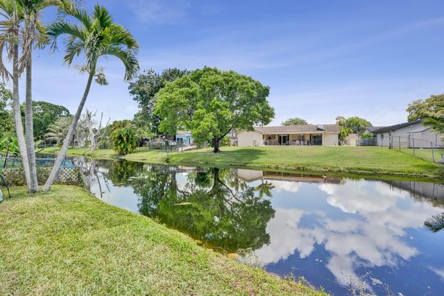 5072 SW 88th Terrace, Cooper City, FL 33328