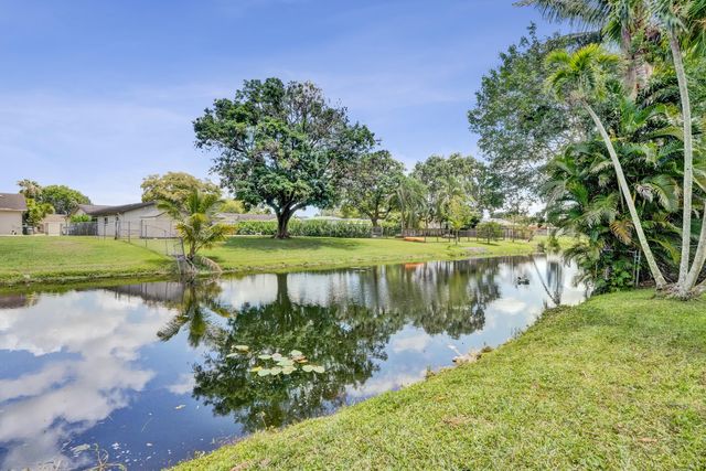 5072 SW 88th Terrace, Cooper City, FL 33328